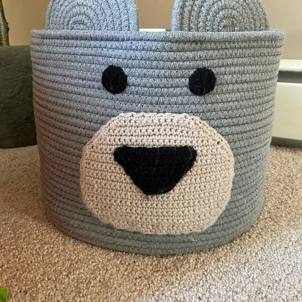 Gray Bear Knit Storage Basket